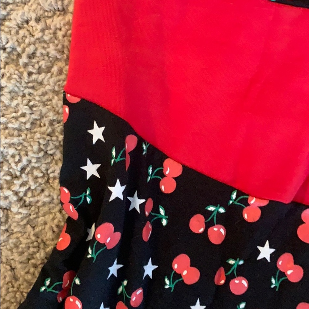 Dress - Picture 3 of 3